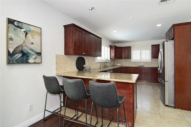 6617 Nevada, Woodland Hills, CA 91303