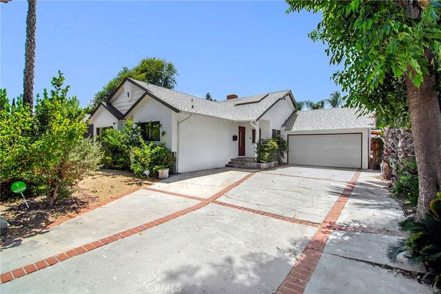 6617 Nevada, Woodland Hills, CA 91303