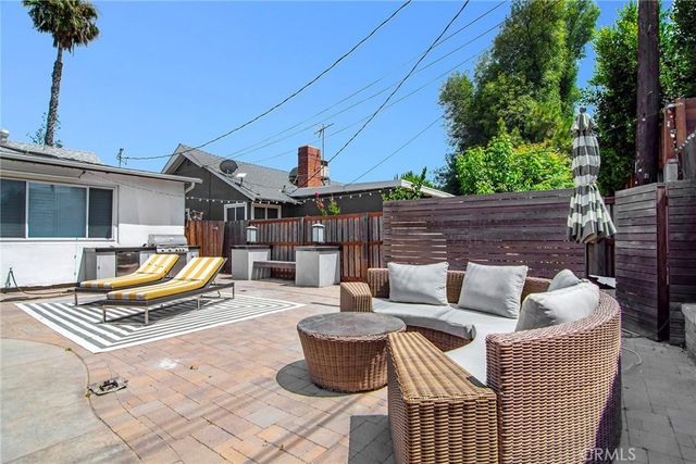 6617 Nevada, Woodland Hills, CA 91303