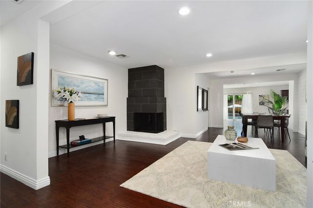 6617 Nevada, Woodland Hills, CA 91303
