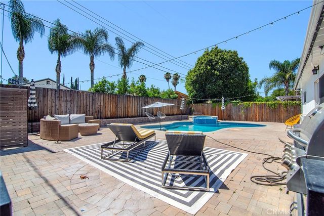 6617 Nevada, Woodland Hills, CA 91303