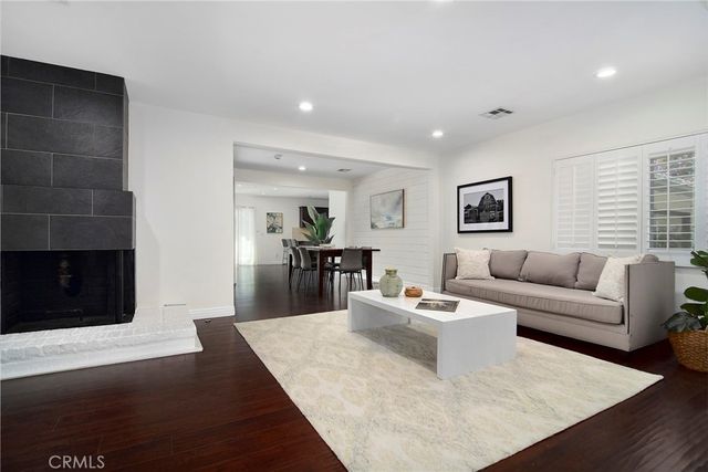 6617 Nevada, Woodland Hills, CA 91303