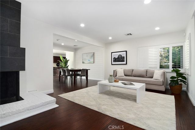 6617 Nevada, Woodland Hills, CA 91303