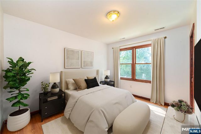 728 Prospect Street, Glen Rock, NJ 07452