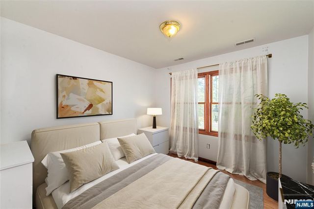 728 Prospect Street, Glen Rock, NJ 07452
