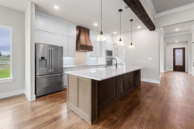 1090 Julian Drive, Van Alstyne, TX 75495