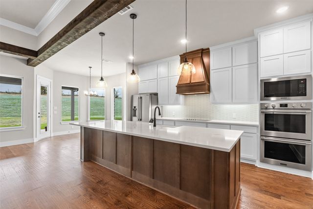 1090 Julian Drive, Van Alstyne, TX 75495