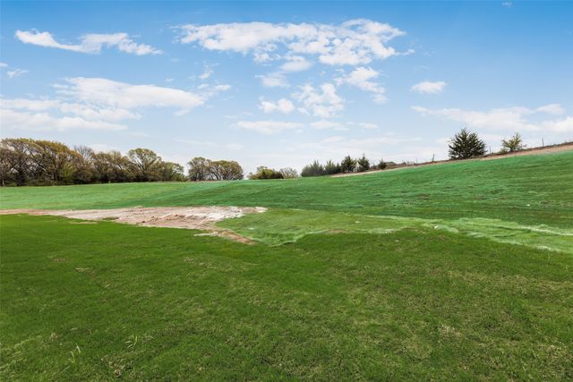 1090 Julian Drive, Van Alstyne, TX 75495