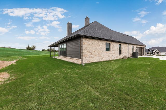 1090 Julian Drive, Van Alstyne, TX 75495