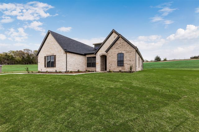 1090 Julian Drive, Van Alstyne, TX 75495