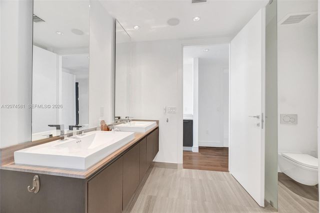 3250 NE 188th Street 501, Aventura, FL 33180