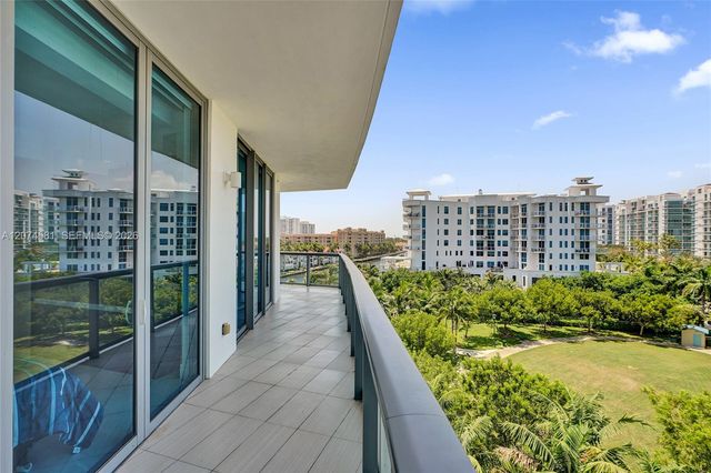 3250 NE 188th Street 501, Aventura, FL 33180