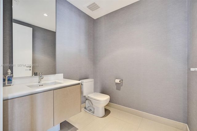 3250 NE 188th Street 501, Aventura, FL 33180