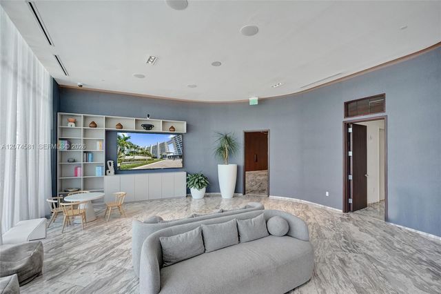 3250 NE 188th Street 501, Aventura, FL 33180