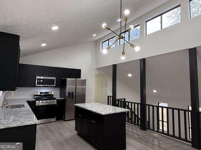 4035 Shane Trail, Ellenwood, GA 30294