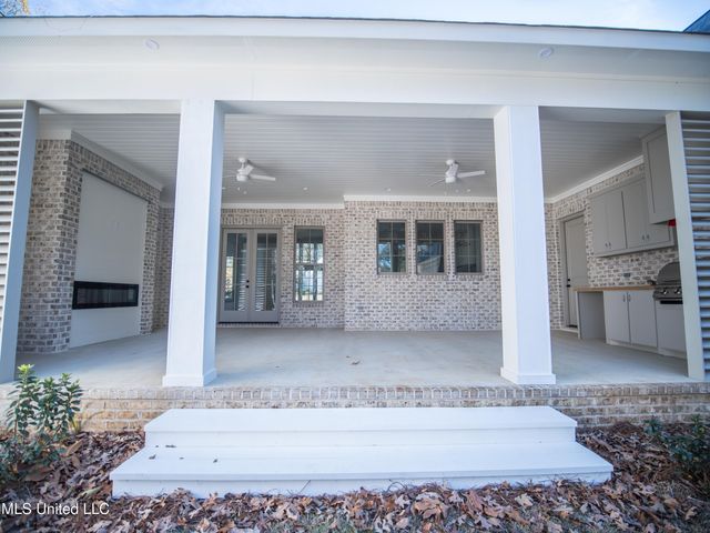 103 Silverleaf Drive, Madison, MS 39110