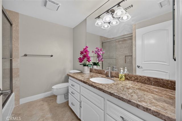 2262 Via Puerta D, Laguna Woods, CA 92637