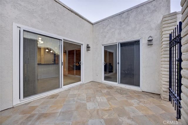 2262 Via Puerta D, Laguna Woods, CA 92637