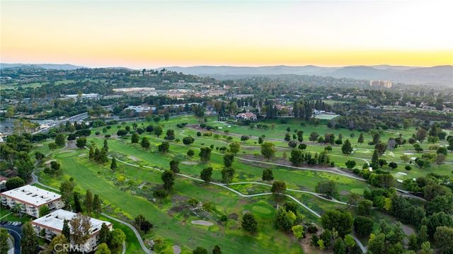 2262 Via Puerta D, Laguna Woods, CA 92637