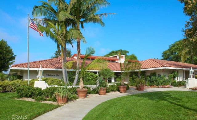 2262 Via Puerta D, Laguna Woods, CA 92637