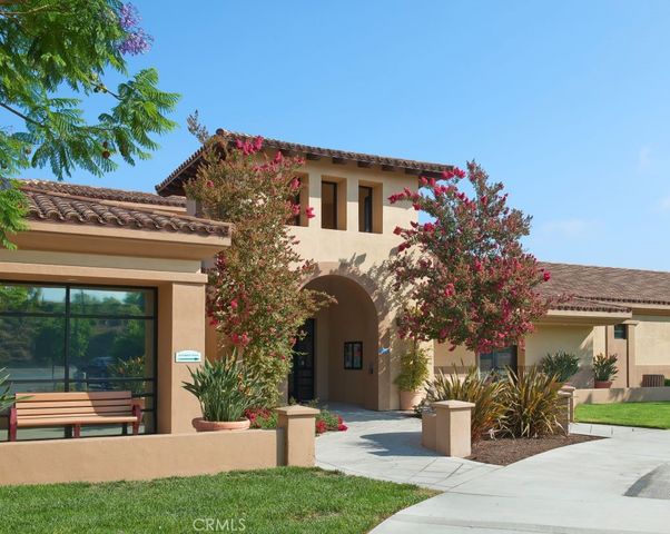 2262 Via Puerta D, Laguna Woods, CA 92637