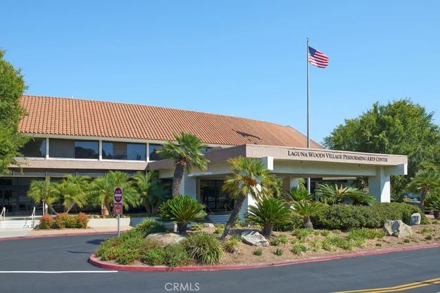 2262 Via Puerta D, Laguna Woods, CA 92637