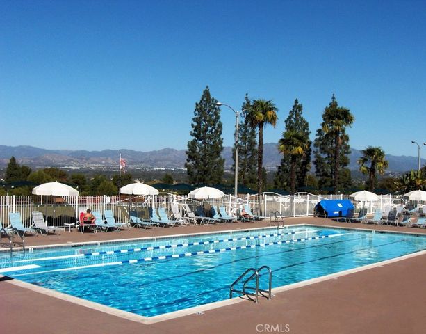 2262 Via Puerta D, Laguna Woods, CA 92637