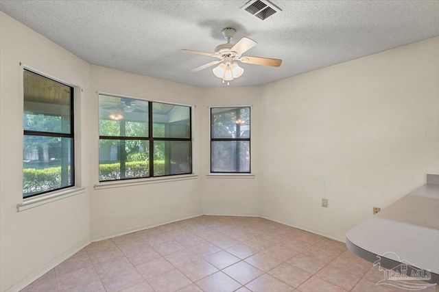 6748 Liberty St, Navarre, FL 32566