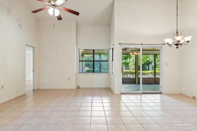 6748 Liberty St, Navarre, FL 32566