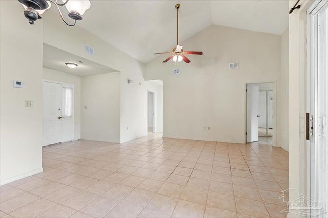 6748 Liberty St, Navarre, FL 32566