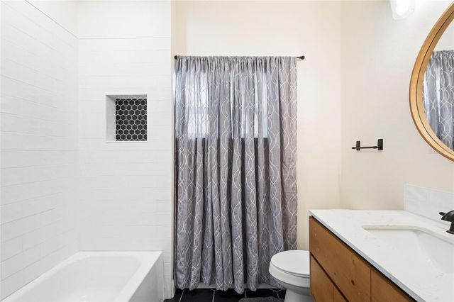 104 S STONE STREET, Deland, FL 32720