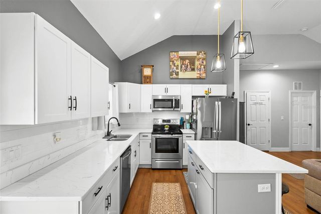 104 S STONE STREET, Deland, FL 32720