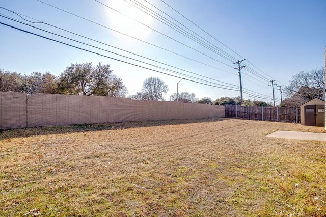1007 Elk Grove, Richardson, TX 75081