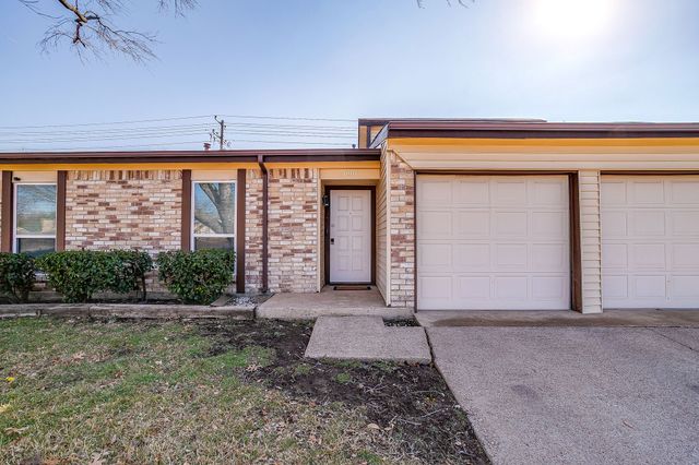 1007 Elk Grove, Richardson, TX 75081