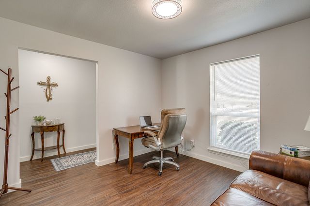 1007 Elk Grove, Richardson, TX 75081