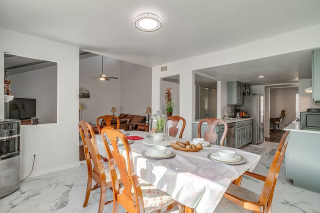 1007 Elk Grove, Richardson, TX 75081