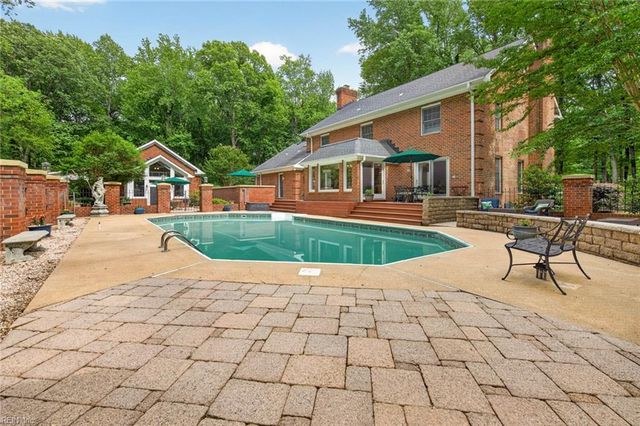 516 Peaceful RD, Chesapeake, VA 23322