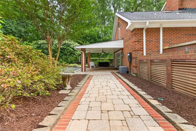 516 Peaceful RD, Chesapeake, VA 23322