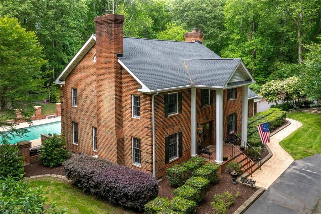 516 Peaceful RD, Chesapeake, VA 23322
