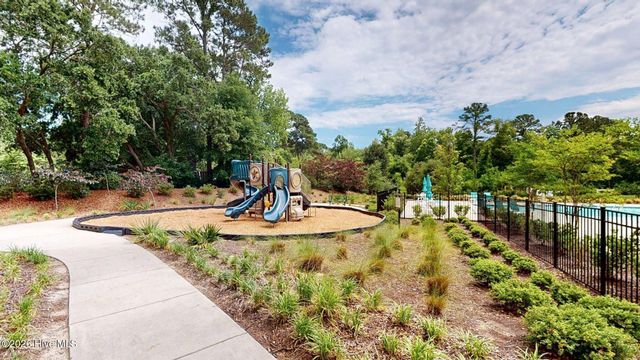 1233 Lt Congleton Road, Wilmington, NC 28409