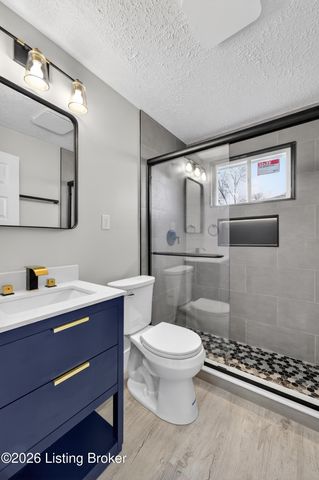 4902 Dee Rd, Louisville, KY 40219