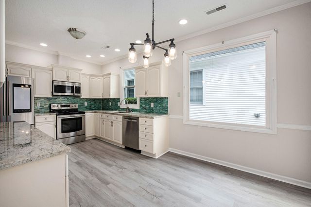 9123 Delancey Circle, North Charleston, SC 29406