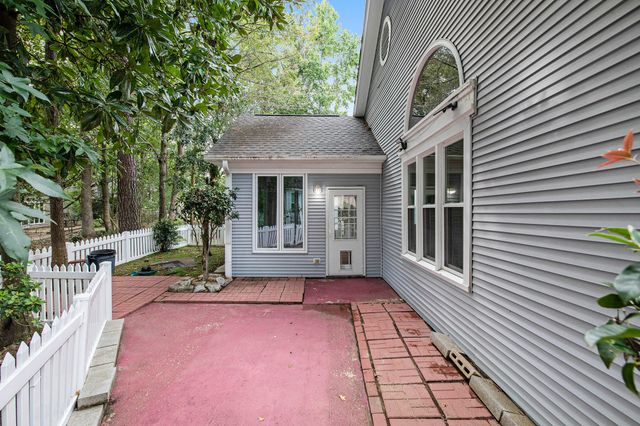 9123 Delancey Circle, North Charleston, SC 29406