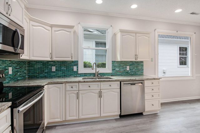 9123 Delancey Circle, North Charleston, SC 29406