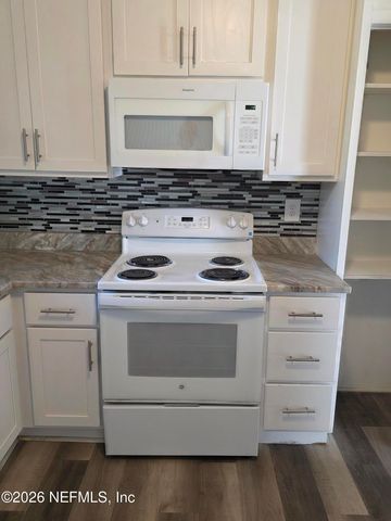 7816 CATAWBA Drive, Jacksonville, FL 32217