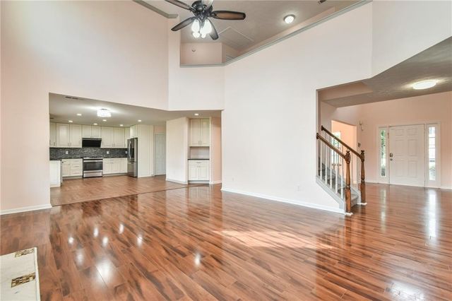778 Roxholly Lane, Buford, GA 30518
