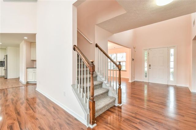 778 Roxholly Lane, Buford, GA 30518