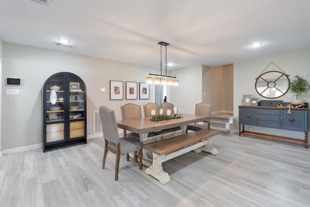 9214 Bintliff Drive, Houston, TX 77074