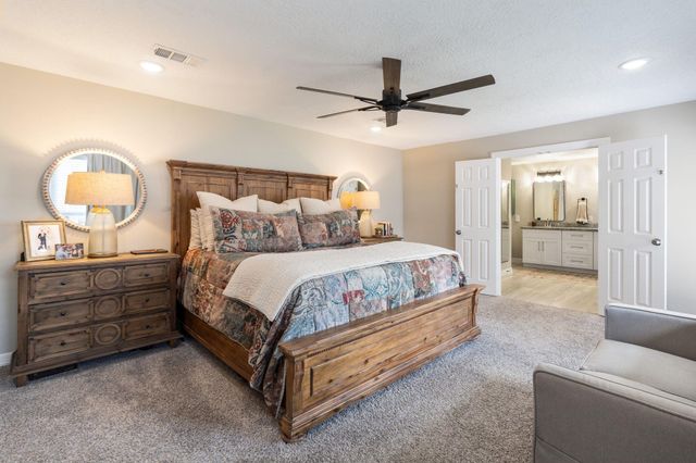 9214 Bintliff Drive, Houston, TX 77074