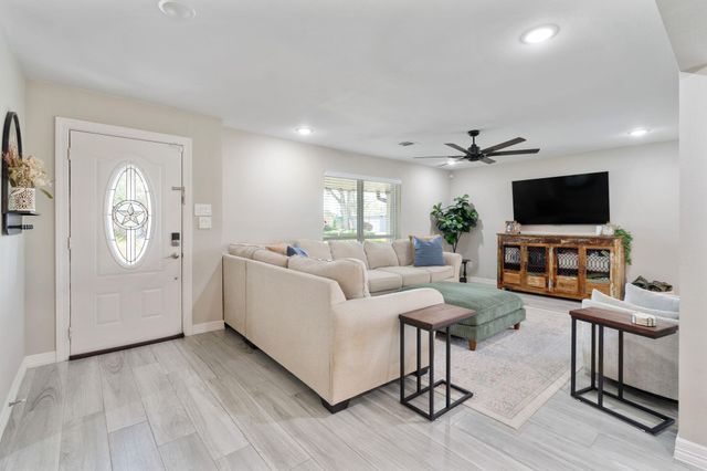 9214 Bintliff Drive, Houston, TX 77074